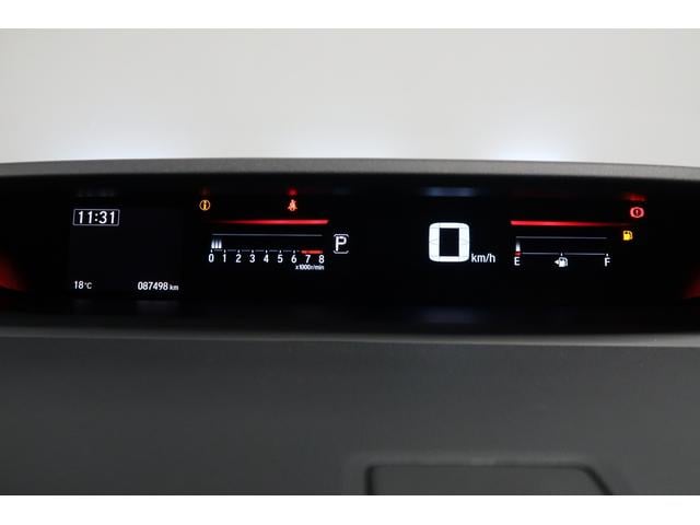 ステップワゴン モデューロＸ　認定中古車　１年保証付　ワンオーナー　Ｂｌｕｅｔｏｏｔｈ対応ナビ　バックカメラ　ドラレコ　ＥＴＣ　運転支援　Ｈセンシング　リア席モニター　両側電動スライド　ＭＴモードパドルシフト　クルーズコントロール（14枚目）