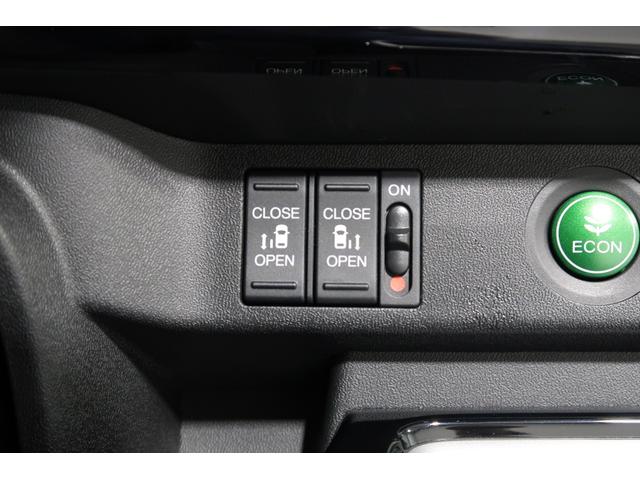 ステップワゴン モデューロＸ　認定中古車　１年保証付　ワンオーナー　Ｂｌｕｅｔｏｏｔｈ対応ナビ　バックカメラ　ドラレコ　ＥＴＣ　運転支援　Ｈセンシング　リア席モニター　両側電動スライド　ＭＴモードパドルシフト　クルーズコントロール（18枚目）