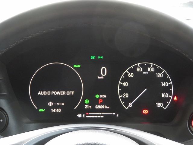 ヴェゼル ｅ：ＨＥＶＺ　２年保証　センシング　Ｈコネクト　前後ドラレコ　ステアリングヒーター　障害物センサー　シートヒーター　ブラインドスポットモニター　ＵＳＢ入力端子　Ｂｌｕｅｔｏｏｔｈ対応ナビ　バックカメラ　フルセグ（17枚目）