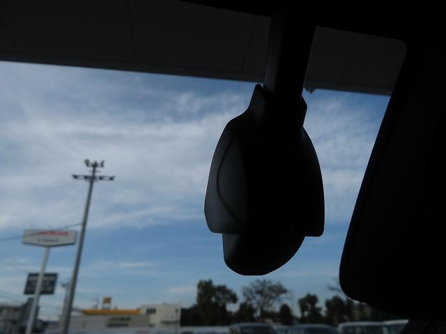 ヴェゼル ｅ：ＨＥＶＺ　２年保証　センシング　Ｈコネクト　前後ドラレコ　ステアリングヒーター　障害物センサー　シートヒーター　ブラインドスポットモニター　ＵＳＢ入力端子　Ｂｌｕｅｔｏｏｔｈ対応ナビ　バックカメラ　フルセグ（22枚目）