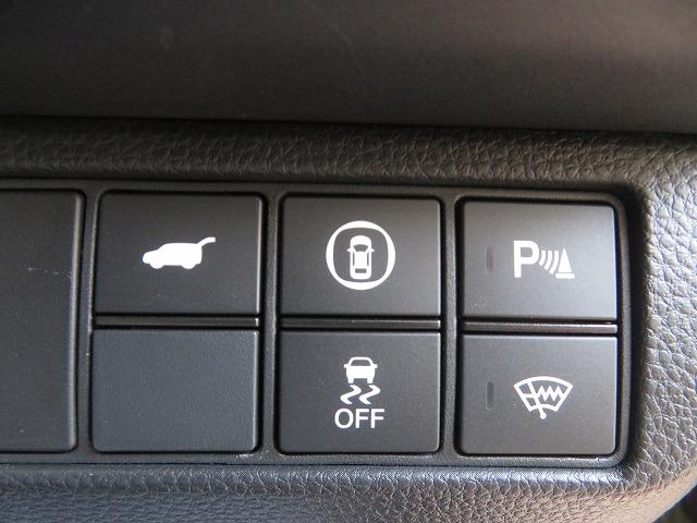 ヴェゼル ｅ：ＨＥＶＺ　２年保証　センシング　Ｈコネクト　前後ドラレコ　ステアリングヒーター　障害物センサー　シートヒーター　ブラインドスポットモニター　ＵＳＢ入力端子　Ｂｌｕｅｔｏｏｔｈ対応ナビ　バックカメラ　フルセグ（28枚目）