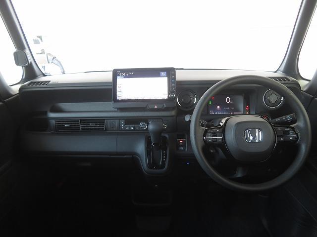 Ｎ－ＢＯＸカスタム ベースグレード　デモカー　２年保証　Ｂｌｕｅｔｏｏｔｈ対応ナビ　ドラレコ　アクセル踏み間違い抑制対応車　クルーズコントロール　シートヒーター　障害物センサー　ＵＳＢ入力端子　フルセグ　バックカメラ　ベンチシート（12枚目）