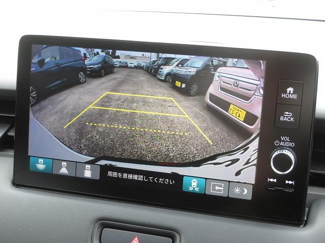 ヴェゼル ｅ：ＨＥＶＺ　２年保証　Ｂｌｕｅｔｏｏｔｈ対応　コネクト　車内Ｗｉ－Ｆｉ　センシング　前後ドラレコ　アクセル踏み間違い抑制対応　ＭＴモード　ＥＴＣ２．０　シートヒーター　電動リアゲート　ブラインドスポットモニター（11枚目）