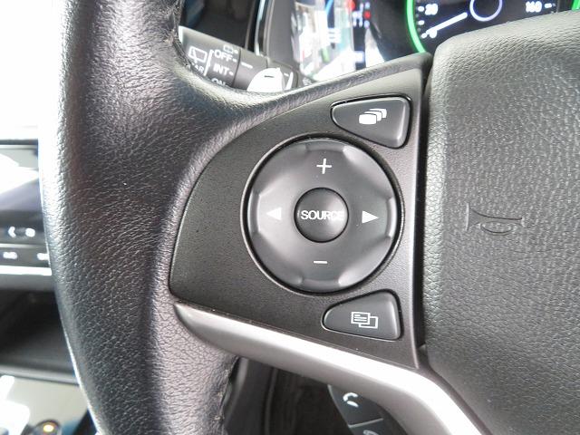 走行中、ハンドルから手を離さずオーディオモードの切り替え操作ができる、便利なステアリングオーディオリモートコントロールスイッチ☆