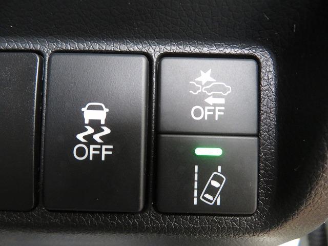 ホンダセンシング搭載！誤発進抑制機能・路外逸脱抑制機能・歩行者事故低減ステアリング・車線維持支援システム・先進車発進お知らせ機能など多彩な先進安全機能でより安全で快適なドライブを支援します。