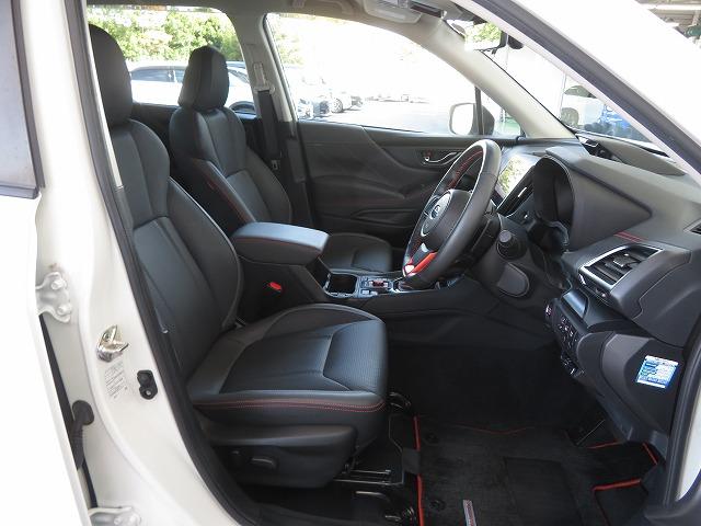 フォレスター Ｘ－ブレイク　メモリーナビ　安全装備　アイサイト　ドラレコ　左サイドカメラ　フロントカメラ　ブラインドスポットモニター　ステアリングヒーター　シートヒーター　クルーズコントロール　障害物センサー　電動リアゲート（11枚目）