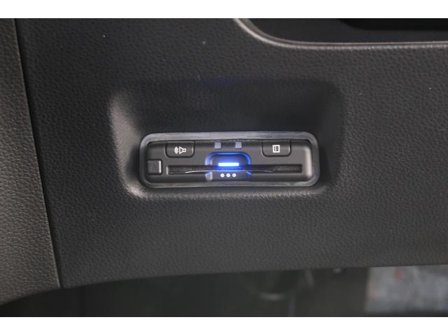 フィット ホーム　認定中古車　１年保証付　ワンオーナー　ナビ　Ｂカメラ　ドラレコ　ＥＴＣ　運転支援　衝突軽減ブレーキ　リアカメ　ＬＥＤライト　クリアランスソナー　エアバッグ　ｉストップ　スマ－トキ－　盗難防止装置　ＢＴ（19枚目）