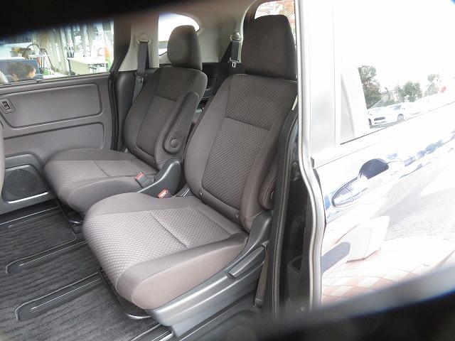 フリードハイブリッド ハイブリッド・Ｇホンダセンシング　認定中古車　２年保証　Ｂｌｕｅｔｏｏｔｈ対応ナビ　センシングドラレコ　バックカメラ　両側電動スライド　シートヒーター　ＵＳＢ入力端子　クルーズコントロール　ミュージックサーバー　３列シート　ＥＣＯＮ（12枚目）