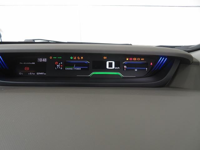 フリードハイブリッド ハイブリッド・Ｇホンダセンシング　認定中古車　２年保証　Ｂｌｕｅｔｏｏｔｈ対応ナビ　センシングドラレコ　バックカメラ　両側電動スライド　シートヒーター　ＵＳＢ入力端子　クルーズコントロール　ミュージックサーバー　３列シート　ＥＣＯＮ（17枚目）