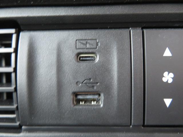 Ｎ－ＢＯＸカスタム ベースグレード　デモカー　認定中古車　Ｈセンシング　コネクト　アクセル踏み間違抑制　Ｂｌｕｅｔｏｏｔｈ対応ナビ　クルーズコントロール　ＥＴＣ　シートヒーター　ＵＳＢ入力端子　バックカメラ　ＬＥＤオートライト　ＣＭＢＳ（19枚目）