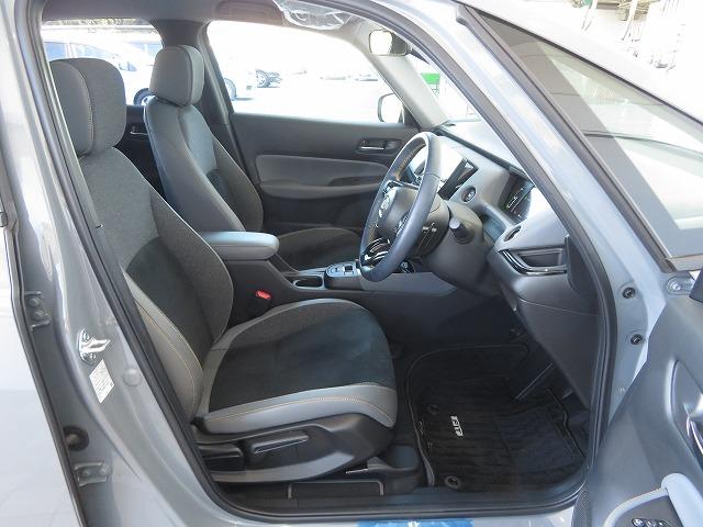 フィット ｅ：ＨＥＶＲＳ　認定中古車　２年保証　Ｂｌｕｅｔｏｏｔｈ対応ナビ　Ｈコネクト　車内Ｗｉ－Ｆｉ　前後ドラレコ　ＵＳＢ入力端子　ＭＴモードパドルシフト　クルーズコントロール　ＥＴＣ２．０　ＬＥＤオートライト　Ｈセンシング（12枚目）