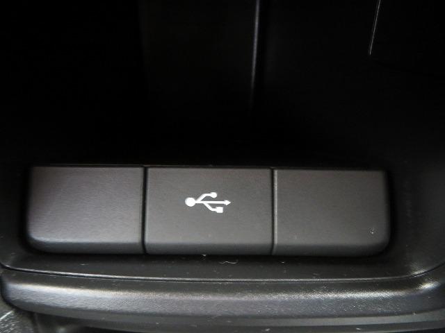 ステップワゴンスパーダ スパーダホンダセンシング 認定中古車 1年保証 Bluetooth対応ナビ Hセンシング 運転支援 両側電動スライド デュアルエアコン クルーズコントロール USB入力端子 フルセグ LEDオートライト ターボ ETC 3列(20枚目)