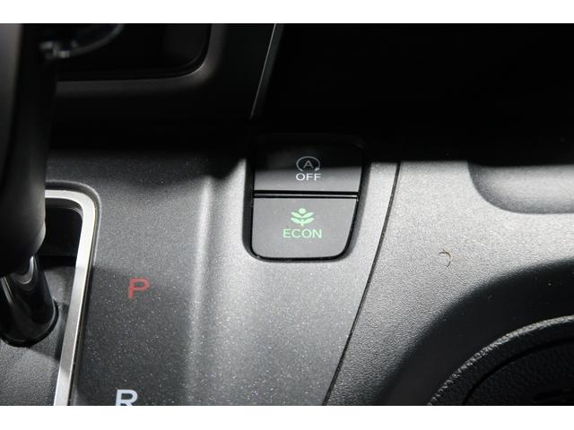 フリード Ｇ・ホンダセンシング　ホンダ認定中古車　１年保証　ナビ　Ｂカメラ　ドラレコ　ＥＴＣ　ワンオーナー　Ｆセグ　追突被害軽減ブレーキ　ｉストップ　Ｗエアバッグ　パワーウィンドウ　１オ－ナ－　アクティブクルーズコントロール　ＶＳＡ（16枚目）