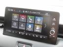 ｅ：ＨＥＶＺ　２年保証　Ｂｌｕｅｔｏｏｔｈ対応　コネクト　車内Ｗｉ－Ｆｉ　センシング　前後ドラレコ　アクセル踏み間違い抑制対応　ＭＴモード　ＥＴＣ２．０　シートヒーター　電動リアゲート　ブラインドスポットモニター（10枚目）