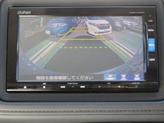 ◆◆バックカメラの画像です。ガイドラインがスムースな車庫入れをサポートいたします！車庫入れの安心感がアップしますね☆ 7