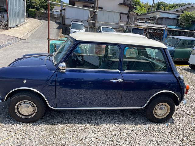 ＭＩＮＩ １．３ｉ　クーパー　Ｍｋ－Ｉ仕様　オーバーフェンダー　レス　１０インチキット　１０インチてっちんホイール風アルミホイール　リアーナンバープレート　リア　Ｍｋ－Ｉテールランプキット　フロントグリルモール＆ひげグリル（8枚目）