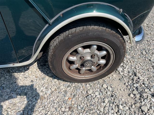 MINI スプライトi マニュアル4速車 屋根付き車庫保管 長期前オーナー使用者 アルミ 同色オーバーフェンダー エアコン ETC 革巻きステアリング(20枚目)