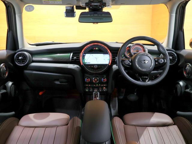 5ドア クーパーS 限定車 限定車 1オーナー 専用レザー 専用レザー ブラックスタイル オプションカラー 衝突軽減B ACC パーキングA スマートキー 純正ナビ Bカメラ 前後PDC ドライビングモード LED フォグ ETC 整備記録簿(5枚目)