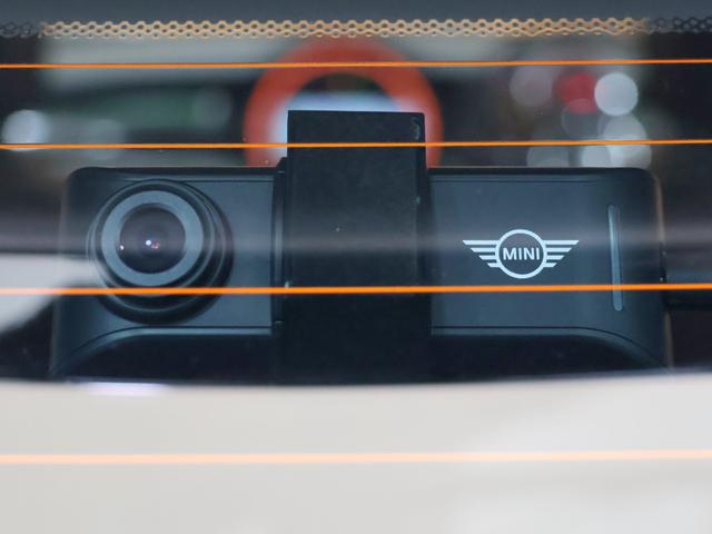 5ドア クーパーS 限定車 限定車 1オーナー 専用レザー 専用レザー ブラックスタイル オプションカラー 衝突軽減B ACC パーキングA スマートキー 純正ナビ Bカメラ 前後PDC ドライビングモード LED フォグ ETC 整備記録簿(77枚目)