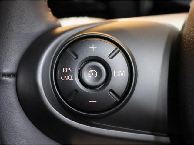 ワン クラブマン ワンオーナー 特別仕様車 バッキンガム 衝突軽減ブレーキ クルーズコントロール HDDナビ バックカメラ DVD 地デジ スマートキー 17インチAW LEDヘッドライト フォグランプ ディーラー整備記録簿 ETC プライバシーフィルム(59枚目)