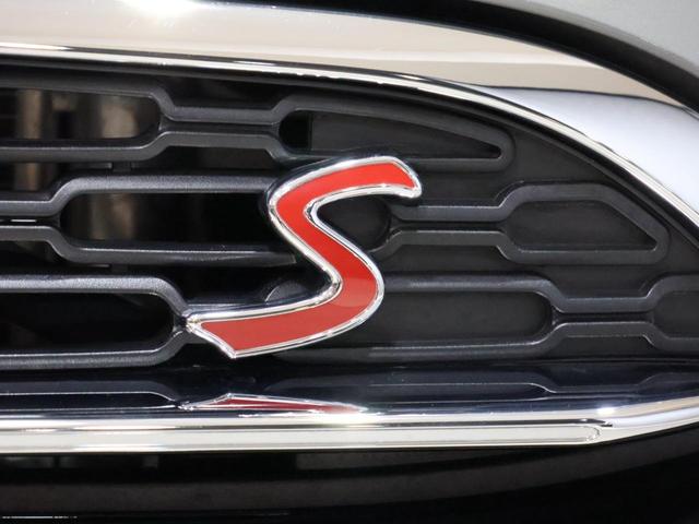 クーパーS クラブマン ワンオーナー 衝突軽減ブレーキ 追従クルコン タッチパネルナビ バックカメラ フルセグ LEDヘッドライト PDC コンフォートアクセス ドライビングモード ETCミラー 本革CABANAシート 17インチAW ディーラー記録簿完備(33枚目)