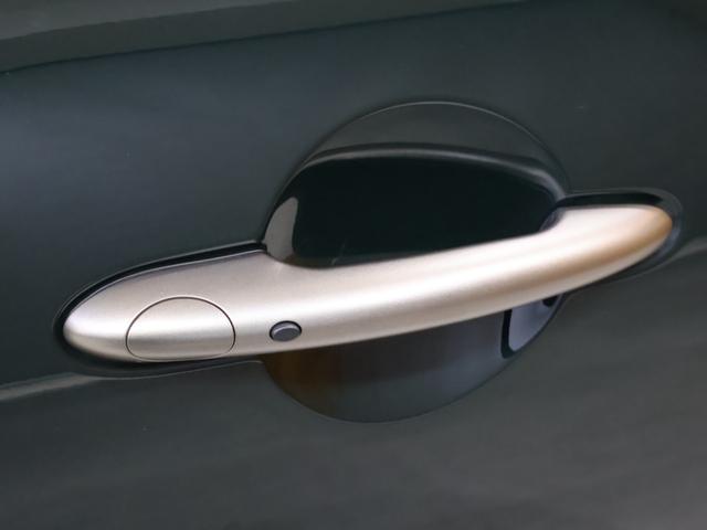 クーパーS レゾリュートエディション 特別仕様車 1オーナー レゾリュートエディション 特別仕様車 1オーナー 専用ボディカラー 専用ストライプ 専用ブロンズアクセントパーツ ハーフレザー シートヒーター バックカメラ パーキングアシスト 前後PDC 新車保証(35枚目)