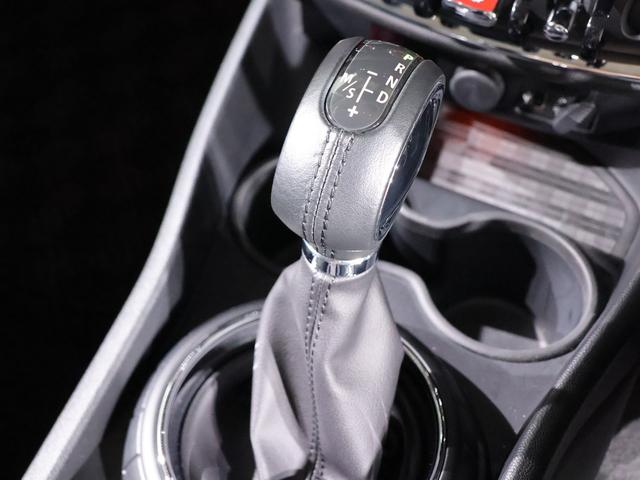 ＭＩＮＩ クーパーＳ　クラブマン　ワンオーナー　ハーフレザーシート　シートヒーター　１８インチホイール　バックカメラ　障害物センサー　オートＬＥＤライト　コンフォートアクセス　ディーラー整備記録簿（60枚目）