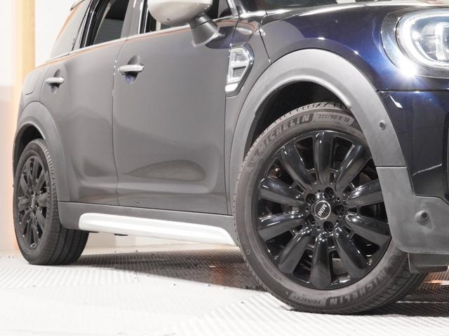 ＭＩＮＩ クーパーＤ　クロスオーバー　ミニ・ユアーズ・トリム　Ｙｏｕｒｓレザーシート　シートヒーター　ヘッドアップディスプレイ　ドライビングモード　バックカメラ　前後障害物センサー　パーキングアシスト　アクティブクルコン　純正ナビ　ＥＴＣ２．０　整備付（20枚目）