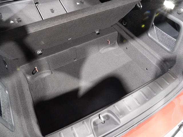 ＭＩＮＩ クーパーＳ　クラブマン　レザーシート／ヒーター　ｈａｒｍａｎ／ｋａｒｄｏｎ　ＪＣＷステアリング　ＡｐｐｌｅＣａｒＰｌａｙ　ワイヤレスチャージ　パーキングアシスト　バックカメラ　前後障害物センサー　純正ナビ　ＥＴＣ２．０整備付（33枚目）