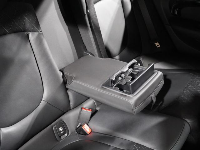 ＭＩＮＩ クーパーＳ　クラブマン　レザーシート／ヒーター　ｈａｒｍａｎ／ｋａｒｄｏｎ　ＪＣＷステアリング　ＡｐｐｌｅＣａｒＰｌａｙ　ワイヤレスチャージ　パーキングアシスト　バックカメラ　前後障害物センサー　純正ナビ　ＥＴＣ２．０整備付（38枚目）