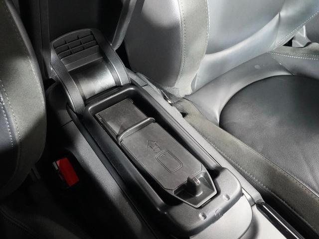 ＭＩＮＩ クーパーＳ　クラブマン　レザーシート／ヒーター　ｈａｒｍａｎ／ｋａｒｄｏｎ　ＪＣＷステアリング　ＡｐｐｌｅＣａｒＰｌａｙ　ワイヤレスチャージ　パーキングアシスト　バックカメラ　前後障害物センサー　純正ナビ　ＥＴＣ２．０整備付（43枚目）