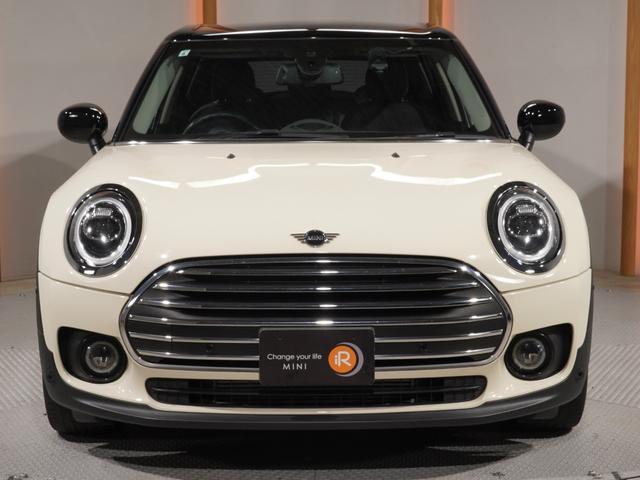 ＭＩＮＩ クーパーＤ　クラブマン　クラシック・トリム　ワンオーナー　ドライビングモード　パーキングアシスト　バックカメラ　前後障害物センサー　アクティブクルコン　コンフォートアクセス　スルーローディングシステム　純正ナビ　ＥＴＣ２．０　整備付（8枚目）