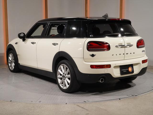 ＭＩＮＩ クーパーＤ　クラブマン　クラシック・トリム　ワンオーナー　ドライビングモード　パーキングアシスト　バックカメラ　前後障害物センサー　アクティブクルコン　コンフォートアクセス　スルーローディングシステム　純正ナビ　ＥＴＣ２．０　整備付（10枚目）