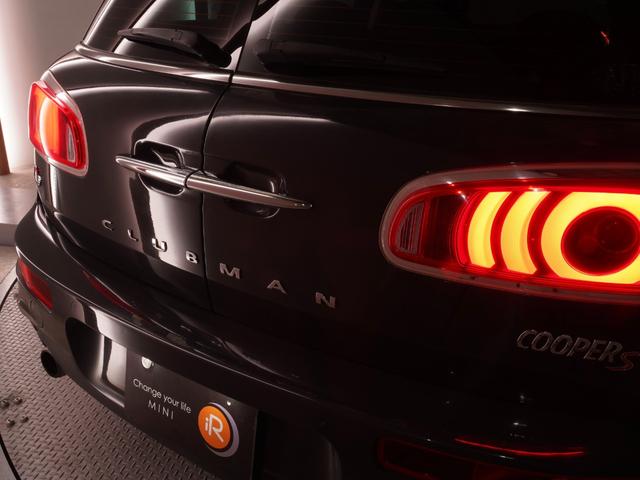 ＭＩＮＩ クーパーＳ　クラブマン　クルコン　コンフォートアクセス　ドライビングモード　スルーローディングシステム　マルチファンクション　バックカメラ　リア障害物センサー　純正ナビ　ＥＴＣ２．０　整備付（39枚目）