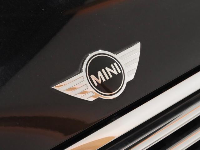 ＭＩＮＩ クーパーＤ　クラブマン　クルコン　コンフォートアクセス　バックカメラ　リア障害物センサー　スルーローディングシステム　純正ナビ　ＬＥＤヘッドライト／フロントフォググランプ　ＥＴＣ２．０　整備付（22枚目）