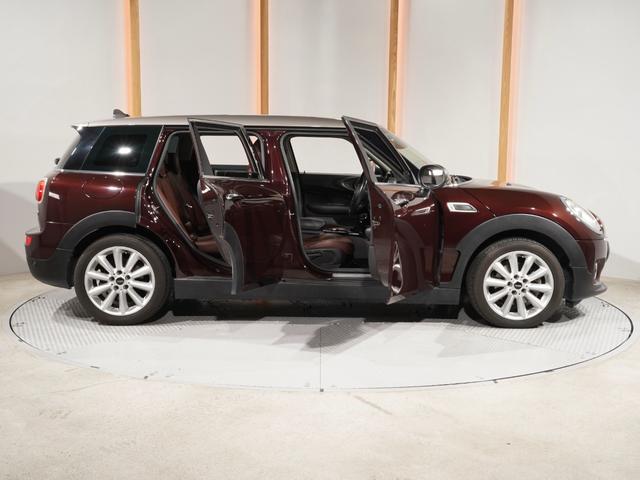 ＭＩＮＩ クーパー　クラブマン　バックカメラ　リア障害物センサー　コンフォートアクセス　クルコン　スルーローディングシステム　ＣＡＢＡＮＡ　ＬＥＤヘッドライト／フォグランプ　純正ナビ　ＥＴＣ２．０　整備付（24枚目）