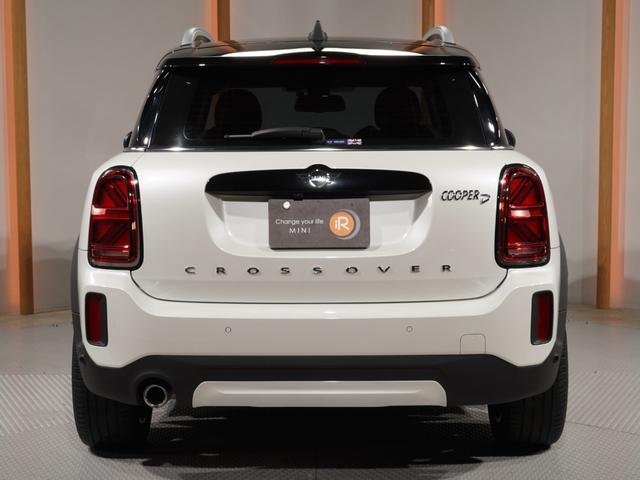 MINI クーパーDクロスオーバファーストPエセンシャルトリム クロス/レザレットシート/ヒーター AppleCarPlay 純正ナビ ワイヤレスチャージ アクティブクルコン パーキングアシスト バックカメラ 前後障害物センサー ETC2.0 整備付(9枚目)