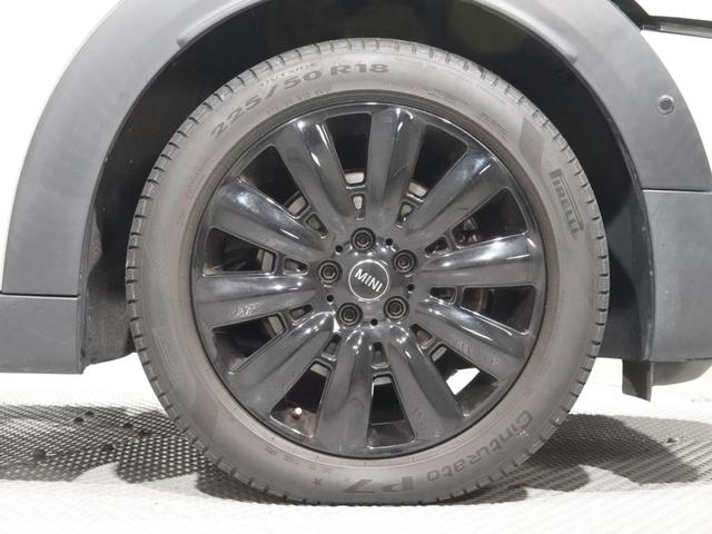 MINI クーパーDクロスオーバファーストPエセンシャルトリム クロス/レザレットシート/ヒーター AppleCarPlay 純正ナビ ワイヤレスチャージ アクティブクルコン パーキングアシスト バックカメラ 前後障害物センサー ETC2.0 整備付(11枚目)