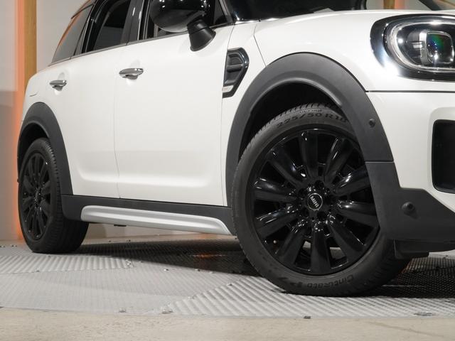 MINI クーパーDクロスオーバファーストPエセンシャルトリム クロス/レザレットシート/ヒーター AppleCarPlay 純正ナビ ワイヤレスチャージ アクティブクルコン パーキングアシスト バックカメラ 前後障害物センサー ETC2.0 整備付(20枚目)