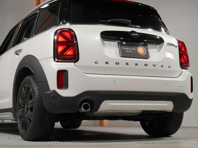 MINI クーパーDクロスオーバファーストPエセンシャルトリム クロス/レザレットシート/ヒーター AppleCarPlay 純正ナビ ワイヤレスチャージ アクティブクルコン パーキングアシスト バックカメラ 前後障害物センサー ETC2.0 整備付(26枚目)