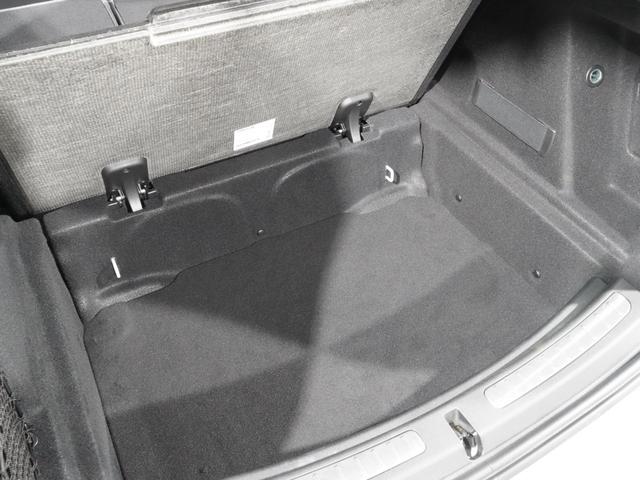 MINI クーパーDクロスオーバファーストPエセンシャルトリム クロス/レザレットシート/ヒーター AppleCarPlay 純正ナビ ワイヤレスチャージ アクティブクルコン パーキングアシスト バックカメラ 前後障害物センサー ETC2.0 整備付(34枚目)