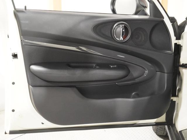 MINI クーパーS クラブマン クルコン ドライビングモード コンフォートアクセス バックカメラ リア障害物センサー スルーローディングシステム マルチファンクション ETC2.0 整備付(14枚目)