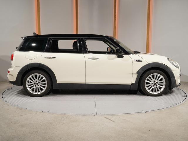 MINI クーパーS クラブマン クルコン ドライビングモード コンフォートアクセス バックカメラ リア障害物センサー スルーローディングシステム マルチファンクション ETC2.0 整備付(23枚目)
