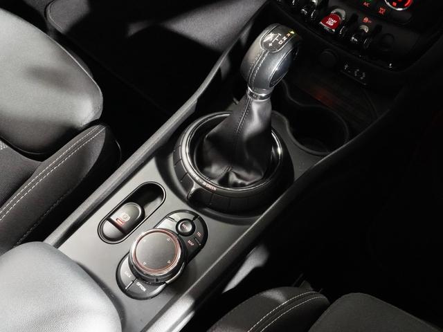 MINI クーパーS クラブマン クルコン ドライビングモード コンフォートアクセス バックカメラ リア障害物センサー スルーローディングシステム マルチファンクション ETC2.0 整備付(38枚目)