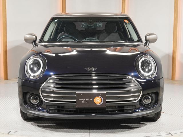 MINI クーパーD クラブマン クラシック・トリム クロス/レザレット シートヒーター クルコン バックカメラ 前後障害物センサー パーキングアシスト ドライビングモード コンフォートアクセス 衝突軽減ブレーキ 純正ナビ ETC2.0 整備付(8枚目)