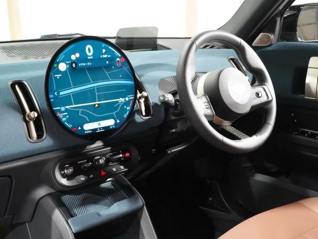 ＭＩＮＩ カントリーマンＤ　フェイバリット・トリム　ワンオーナー　ベスキンシート／電動　シート＆ハンドルヒーター　ｈａｒｍａｎ／ｋａｒｄｏｎ　前後カメラ　ワイヤレスチャージ　ＡｐｐｌｅＣａｒＰｌａｙ純正ナビ　ヘッドアップディスプレイ　ＥＴＣ２．０整備付（19枚目）