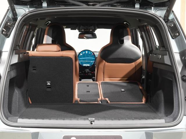 ＭＩＮＩ カントリーマンＤ　フェイバリット・トリム　ワンオーナー　ベスキンシート／電動　シート＆ハンドルヒーター　ｈａｒｍａｎ／ｋａｒｄｏｎ　前後カメラ　ワイヤレスチャージ　ＡｐｐｌｅＣａｒＰｌａｙ純正ナビ　ヘッドアップディスプレイ　ＥＴＣ２．０整備付（34枚目）