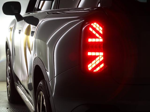 ＭＩＮＩ カントリーマンＤ　フェイバリット・トリム　ワンオーナー　ベスキンシート／電動　シート＆ハンドルヒーター　ｈａｒｍａｎ／ｋａｒｄｏｎ　前後カメラ　ワイヤレスチャージ　ＡｐｐｌｅＣａｒＰｌａｙ純正ナビ　ヘッドアップディスプレイ　ＥＴＣ２．０整備付（48枚目）