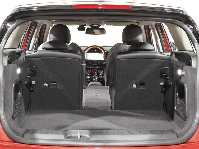 ＭＩＮＩ クーパーＤクラブマン　ファーストＰクラシック・トリム　クロス／レザレット　シートヒーター　ＡｐｐｌｅＣａｒＰｌａｙ　純正ナビ　ワイヤレスチャージ　アクティブクルコン　パーキングアシスト　バックカメラ　前後障害物センサー　ＥＴＣ２．０　整備付（30枚目）