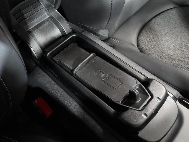 ＭＩＮＩ クーパーＤクラブマン　ファーストＰクラシック・トリム　クロス／レザレット　シートヒーター　ＡｐｐｌｅＣａｒＰｌａｙ　純正ナビ　ワイヤレスチャージ　アクティブクルコン　パーキングアシスト　バックカメラ　前後障害物センサー　ＥＴＣ２．０　整備付（42枚目）